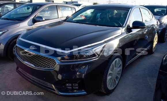 Acheter Import Voiture Kia Cadenza Gris à Import - Dubai, Central Acheter Import Voiture Kia Cadenza Gris à Import - Dubai, Central