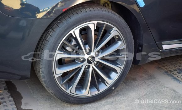 Acheter Import Voiture Kia Cadenza Gris à Import - Dubai, Central Acheter Import Voiture Kia Cadenza Gris à Import - Dubai, Central