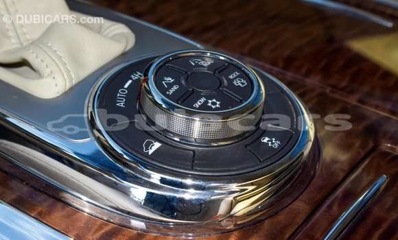 Acheter Import Voiture Nissan Patrol Gris à Import - Dubai, Central Acheter Import Voiture Nissan Patrol Gris à Import - Dubai, Central