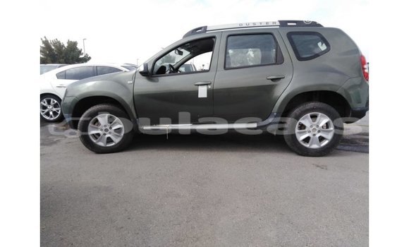 Buy Import Renault Duster Green Car in Import - Dubai in Central Buy Import Renault Duster Green Car in Import - Dubai in Central
