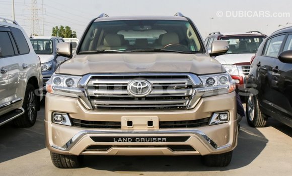 Acheter Import Voiture Toyota Land Cruiser Autre à Import - Dubai, Central Acheter Import Voiture Toyota Land Cruiser Autre à Import - Dubai, Central