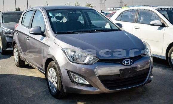 Buy Import Hyundai i20 Grey Car in Import - Dubai in Central Buy Import Hyundai i20 Grey Car in Import - Dubai in Central