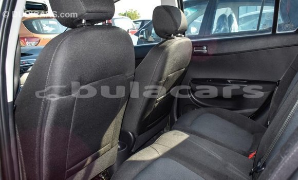 Buy Import Hyundai i20 Grey Car in Import - Dubai in Central Buy Import Hyundai i20 Grey Car in Import - Dubai in Central