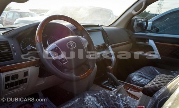 Buy Import Toyota Land Cruiser Black Car in Import - Dubai in Central Buy Import Toyota Land Cruiser Black Car in Import - Dubai in Central