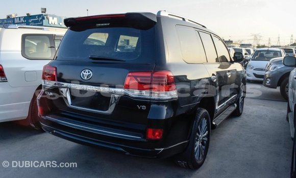 Buy Import Toyota Land Cruiser Black Car in Import - Dubai in Central Buy Import Toyota Land Cruiser Black Car in Import - Dubai in Central