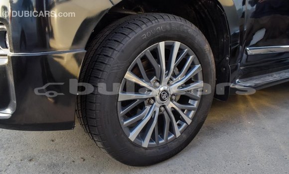 Buy Import Toyota Land Cruiser Black Car in Import - Dubai in Central Buy Import Toyota Land Cruiser Black Car in Import - Dubai in Central