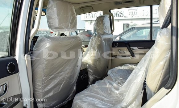 Buy Import Mitsubishi Pajero White Car in Import - Dubai in Central Buy Import Mitsubishi Pajero White Car in Import - Dubai in Central