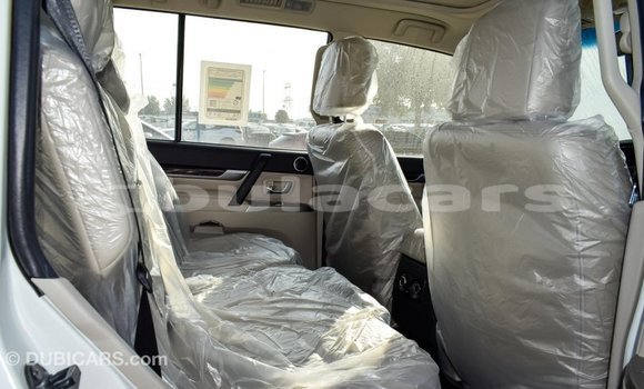 Buy Import Mitsubishi Pajero White Car in Import - Dubai in Central Buy Import Mitsubishi Pajero White Car in Import - Dubai in Central