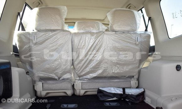 Buy Import Mitsubishi Pajero White Car in Import - Dubai in Central Buy Import Mitsubishi Pajero White Car in Import - Dubai in Central