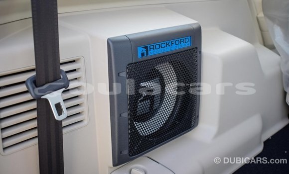 Buy Import Mitsubishi Pajero White Car in Import - Dubai in Central Buy Import Mitsubishi Pajero White Car in Import - Dubai in Central