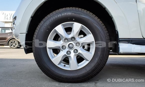 Buy Import Mitsubishi Pajero White Car in Import - Dubai in Central Buy Import Mitsubishi Pajero White Car in Import - Dubai in Central
