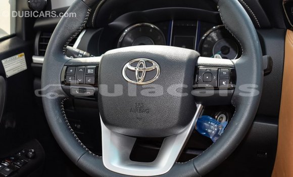 Buy Import Toyota Fortuner White Car in Import - Dubai in Central Buy Import Toyota Fortuner White Car in Import - Dubai in Central