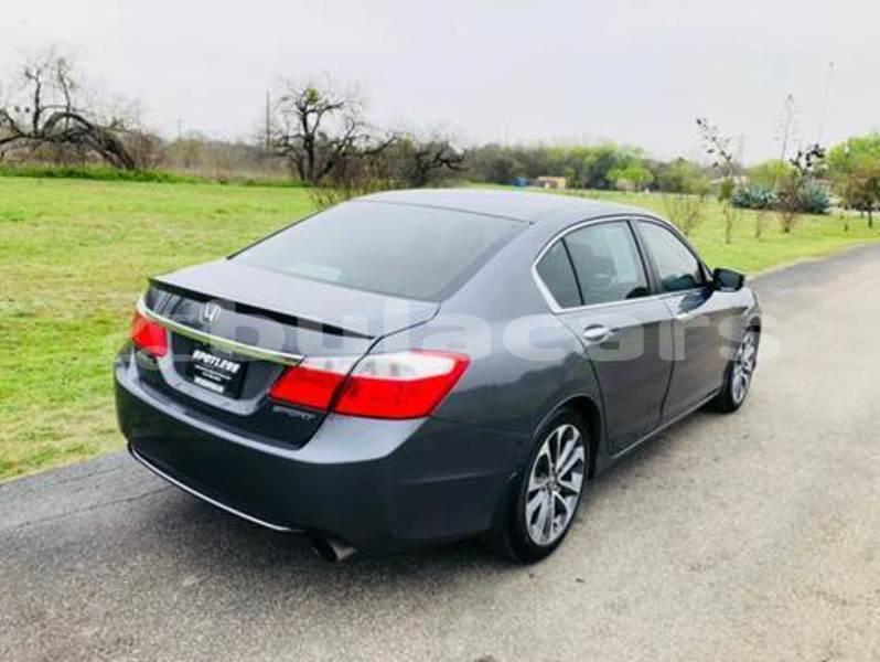 Big with watermark 1272654958