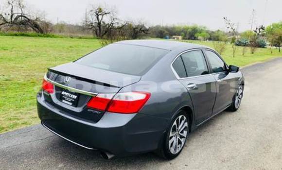 Acheter Occasion Voiture Honda Civic Gris à Yaroi, Eastern Acheter Occasion Voiture Honda Civic Gris à Yaroi, Eastern