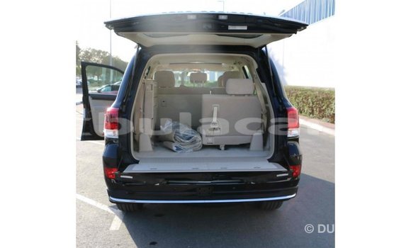 Buy Import Toyota Land Cruiser Black Car in Import - Dubai in Central Buy Import Toyota Land Cruiser Black Car in Import - Dubai in Central