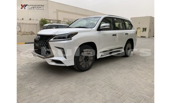 Acheter Import Voiture Lexus LX Blanc à Import - Dubai, Central Acheter Import Voiture Lexus LX Blanc à Import - Dubai, Central