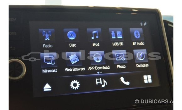 Acheter Import Voiture Toyota Land Cruiser Gris à Import - Dubai, Central Acheter Import Voiture Toyota Land Cruiser Gris à Import - Dubai, Central