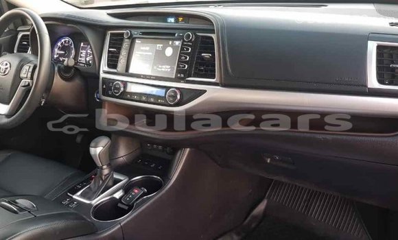 Buy Import Toyota Highlander Other Car in Import - Dubai in Central Buy Import Toyota Highlander Other Car in Import - Dubai in Central