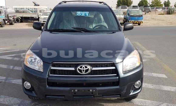 Buy Import Toyota 4Runner Green Car in Import - Dubai in Central Buy Import Toyota 4Runner Green Car in Import - Dubai in Central