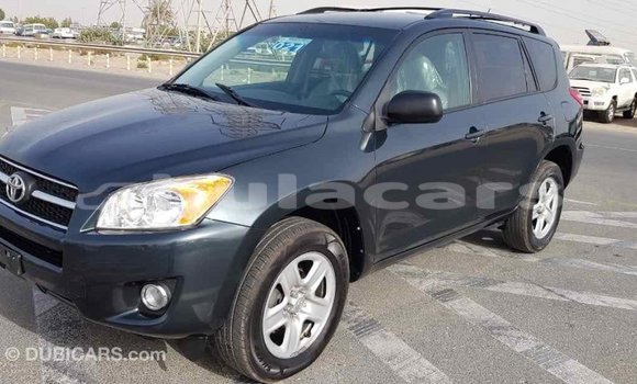 Buy Import Toyota 4Runner Green Car in Import - Dubai in Central Buy Import Toyota 4Runner Green Car in Import - Dubai in Central
