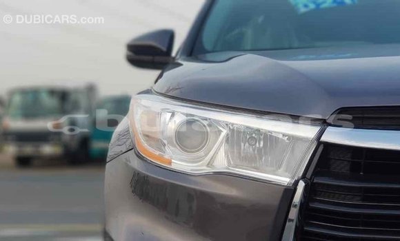 Buy Import Toyota Highlander Grey Car in Import - Dubai in Central Buy Import Toyota Highlander Grey Car in Import - Dubai in Central