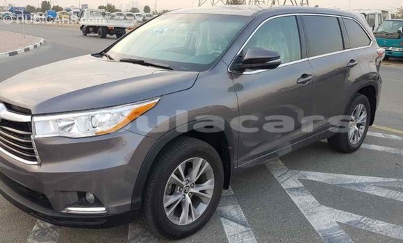 Buy Import Toyota Highlander Grey Car in Import - Dubai in Central Buy Import Toyota Highlander Grey Car in Import - Dubai in Central