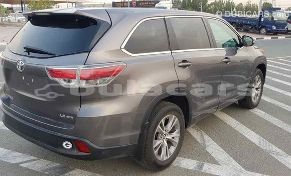 Buy Import Toyota Highlander Grey Car in Import - Dubai in Central Buy Import Toyota Highlander Grey Car in Import - Dubai in Central