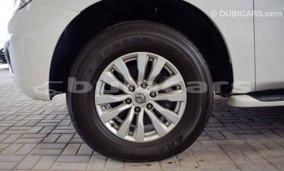 Acheter Import Voiture Nissan Patrol Blanc à Import - Dubai, Central Acheter Import Voiture Nissan Patrol Blanc à Import - Dubai, Central