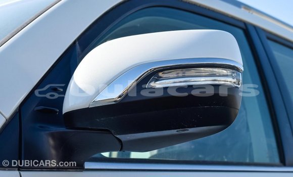Buy Import Toyota Land Cruiser White Car in Import - Dubai in Central Buy Import Toyota Land Cruiser White Car in Import - Dubai in Central