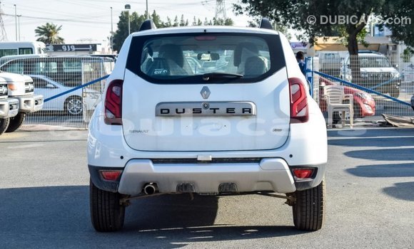 Buy Import Renault Duster White Car in Import - Dubai in Central Buy Import Renault Duster White Car in Import - Dubai in Central