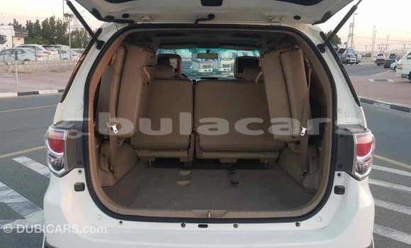 Buy Import Toyota Fortuner White Car in Import - Dubai in Central Buy Import Toyota Fortuner White Car in Import - Dubai in Central