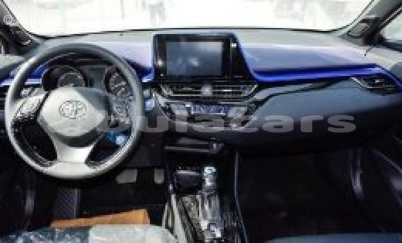 Buy Import Toyota C-HR Grey Car in Import - Dubai in Central Buy Import Toyota C-HR Grey Car in Import - Dubai in Central