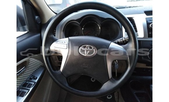 Buy Import Toyota Fortuner White Car in Import - Dubai in Central Buy Import Toyota Fortuner White Car in Import - Dubai in Central
