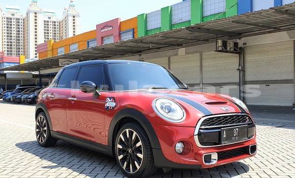 Acheter Neuf Voiture MINI Cooper Rouge à Nadi, Western Acheter Neuf Voiture MINI Cooper Rouge à Nadi, Western