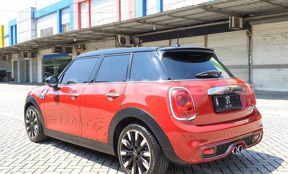 Acheter Neuf Voiture MINI Cooper Rouge à Suva, Central Acheter Neuf Voiture MINI Cooper Rouge à Suva, Central