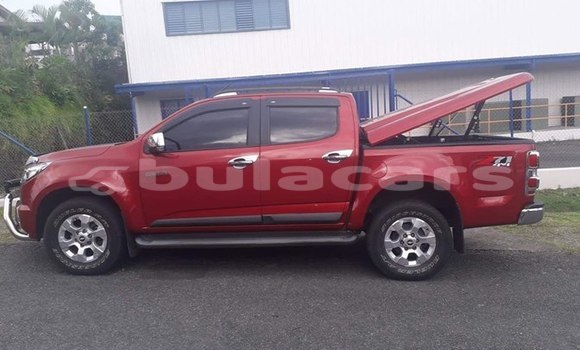Buy Used Chevrolet Colorado Red Car in Suva in Central