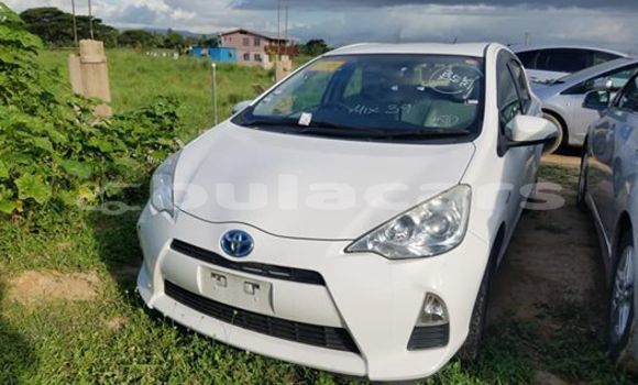 Buy Used Toyota Aqua White Car in Suva in Central Buy Used Toyota Aqua White Car in Suva in Central