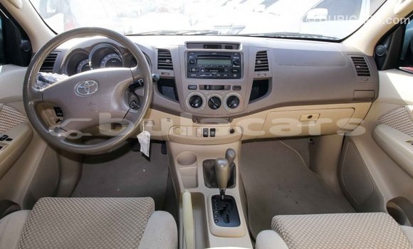 Buy Import Toyota Fortuner White Car in Import - Dubai in Central Buy Import Toyota Fortuner White Car in Import - Dubai in Central