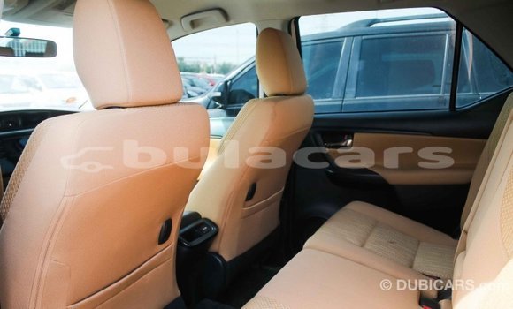 Buy Import Toyota Fortuner White Car in Import - Dubai in Central Buy Import Toyota Fortuner White Car in Import - Dubai in Central