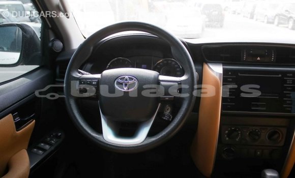 Buy Import Toyota Fortuner White Car in Import - Dubai in Central Buy Import Toyota Fortuner White Car in Import - Dubai in Central