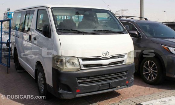 Buy Import Toyota Hiace White Car in Import - Dubai in Central Buy Import Toyota Hiace White Car in Import - Dubai in Central