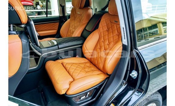 Acheter Import Voiture Toyota Land Cruiser Noir à Import - Dubai, Central Acheter Import Voiture Toyota Land Cruiser Noir à Import - Dubai, Central