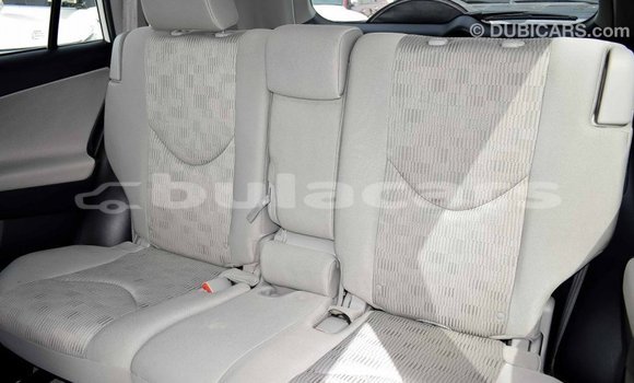 Buy Import Toyota 4Runner White Car in Import - Dubai in Central Buy Import Toyota 4Runner White Car in Import - Dubai in Central