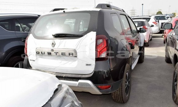 Acheter Import Voiture Renault Duster Noir à Import - Dubai, Central Acheter Import Voiture Renault Duster Noir à Import - Dubai, Central
