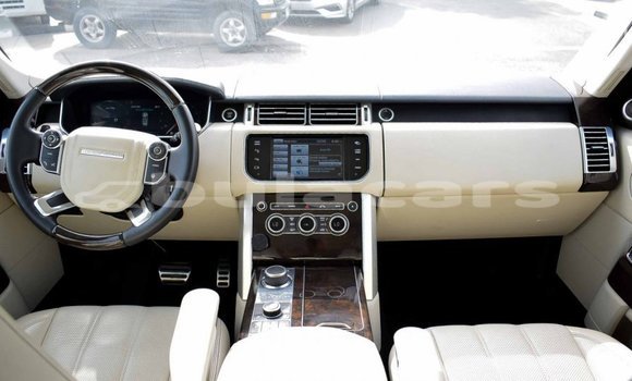 Buy Import Land Rover Range Rover White Car in Import - Dubai in Central Buy Import Land Rover Range Rover White Car in Import - Dubai in Central