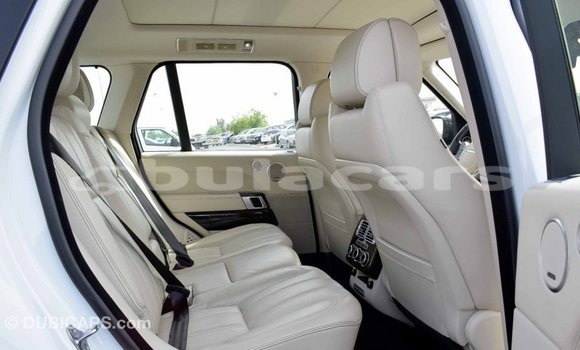 Buy Import Land Rover Range Rover White Car in Import - Dubai in Central Buy Import Land Rover Range Rover White Car in Import - Dubai in Central