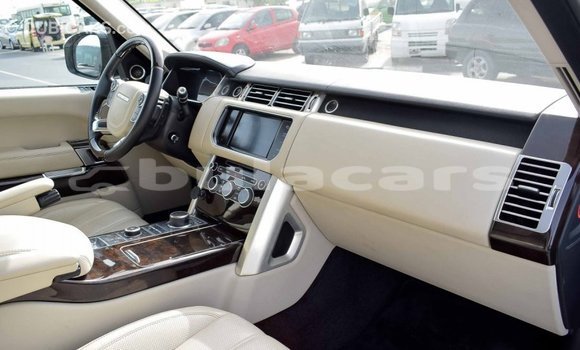 Buy Import Land Rover Range Rover White Car in Import - Dubai in Central Buy Import Land Rover Range Rover White Car in Import - Dubai in Central