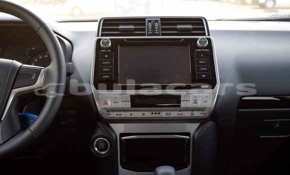 Acheter Import Voiture Toyota Prado Noir à Import - Dubai, Central Acheter Import Voiture Toyota Prado Noir à Import - Dubai, Central