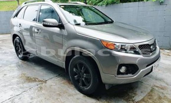 Acheter Occasion Voiture Kia Sorento Gris à Suva, Central Acheter Occasion Voiture Kia Sorento Gris à Suva, Central