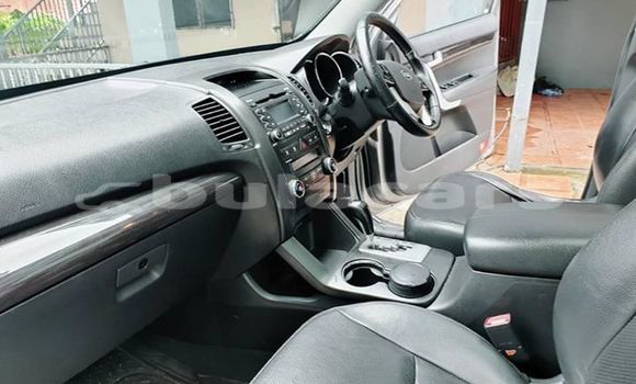 Acheter Occasion Voiture Kia Sorento Gris à Suva, Central Acheter Occasion Voiture Kia Sorento Gris à Suva, Central